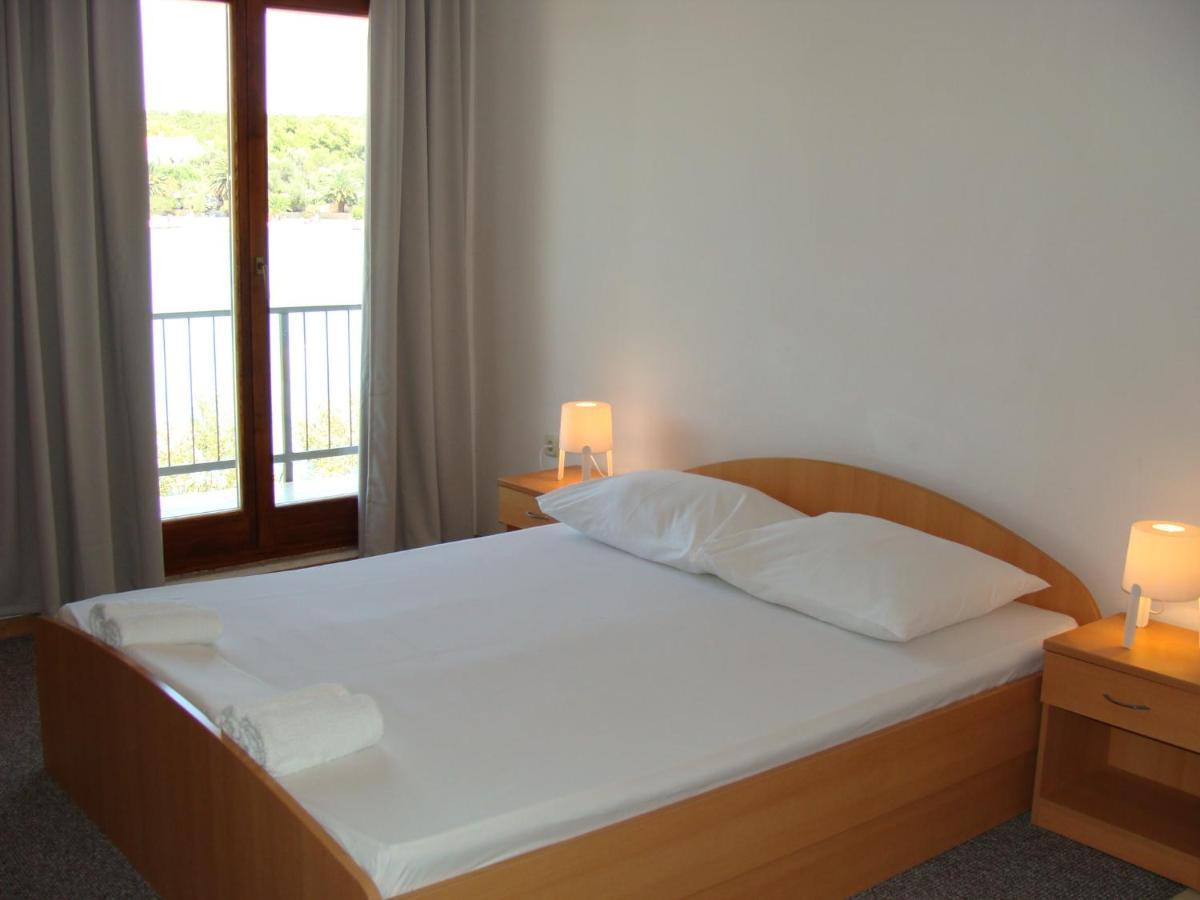 Trim Rooms And Apartments Lovište المظهر الخارجي الصورة