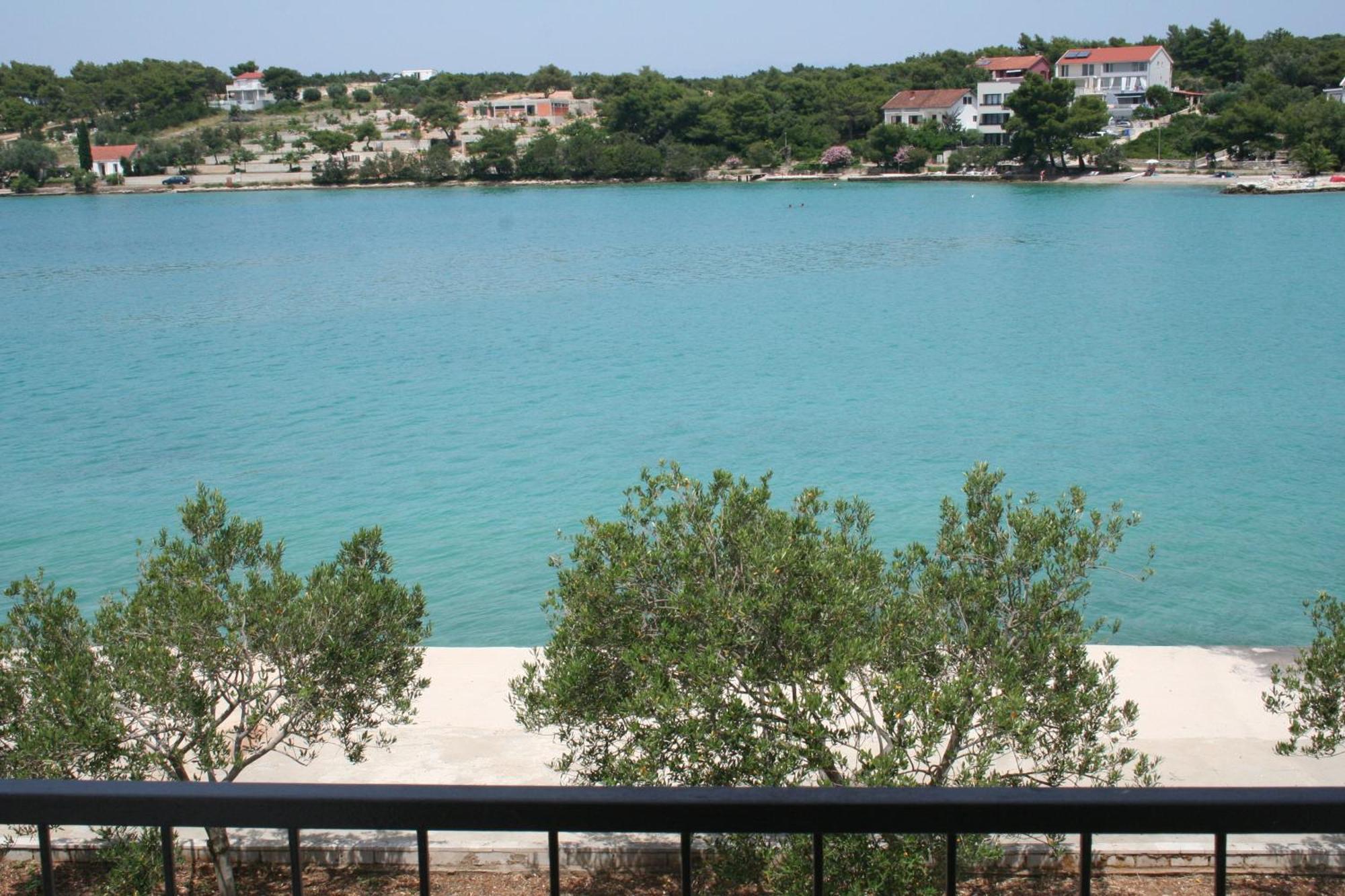 Trim Rooms And Apartments Lovište المظهر الخارجي الصورة