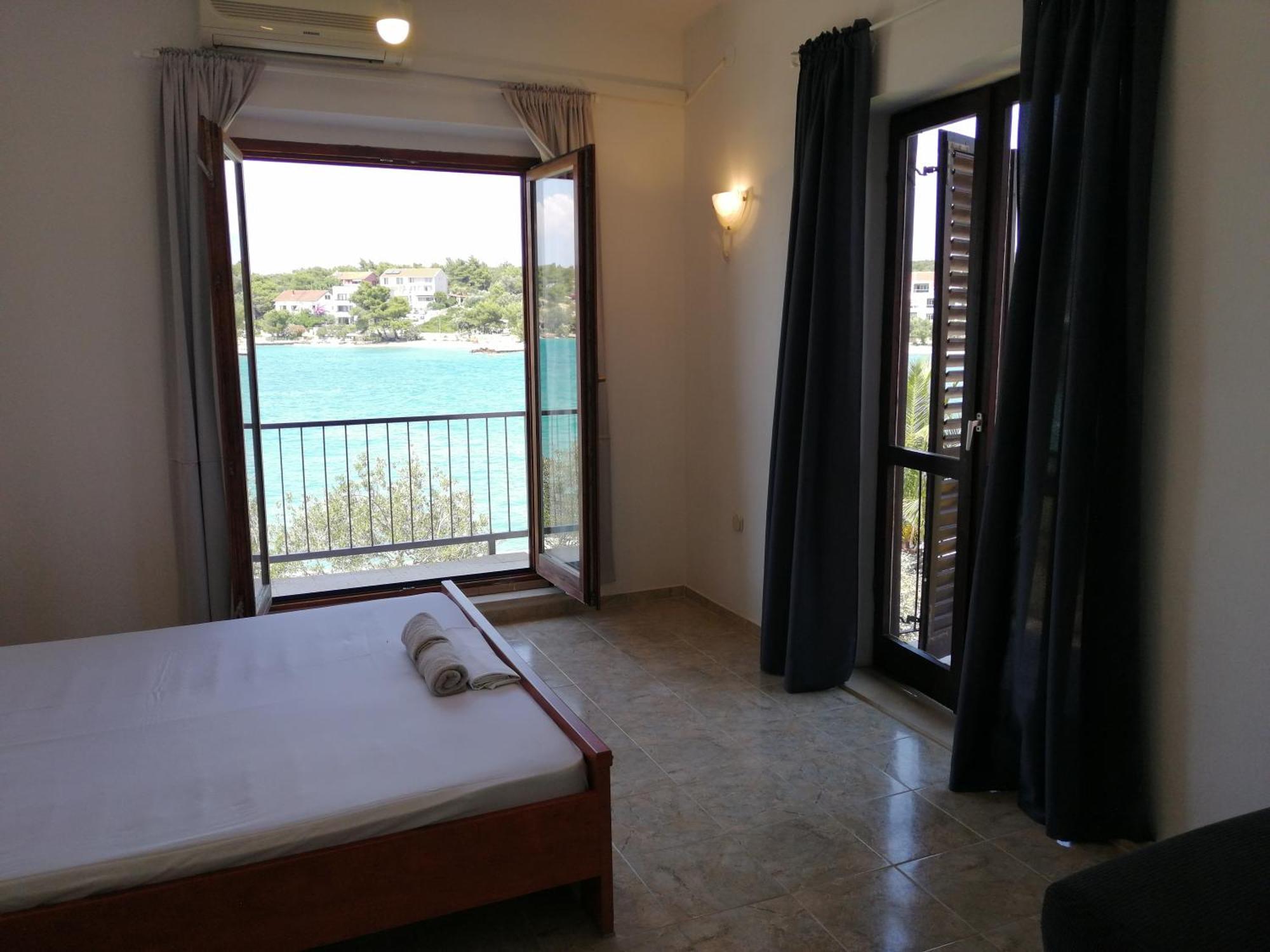 Trim Rooms And Apartments Lovište المظهر الخارجي الصورة