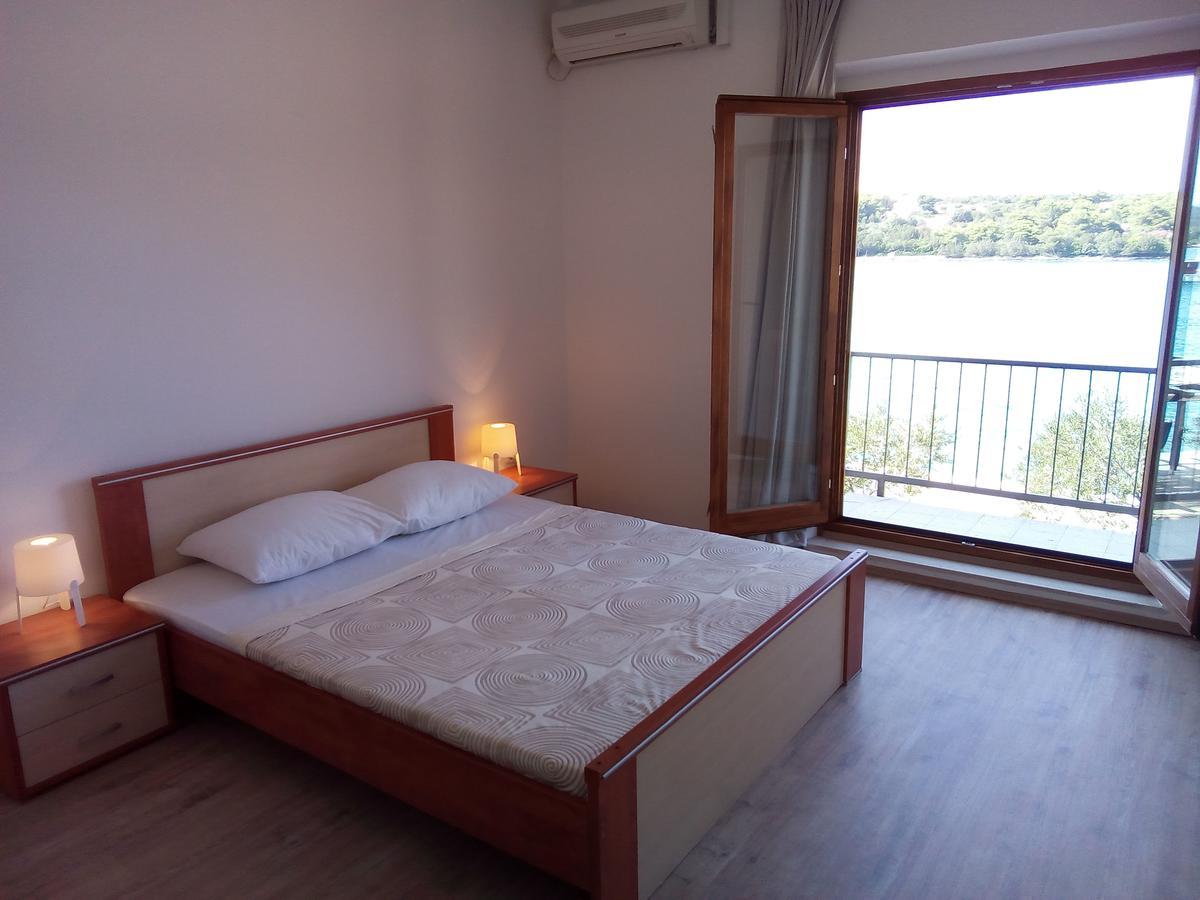 Trim Rooms And Apartments Lovište المظهر الخارجي الصورة