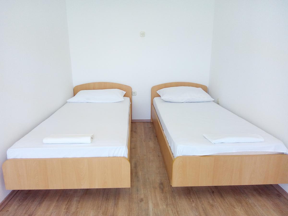 Trim Rooms And Apartments Lovište المظهر الخارجي الصورة